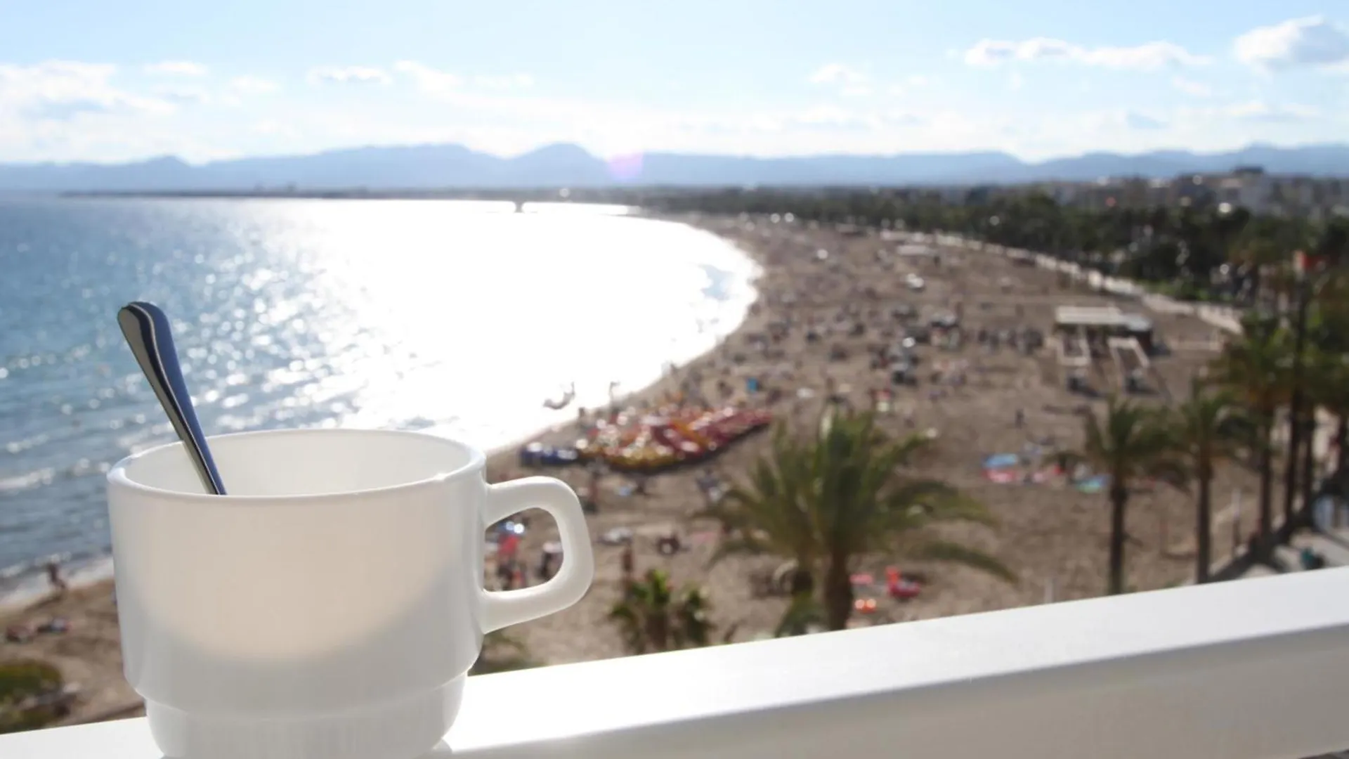 For A Stay Bello Horizonte Салоу