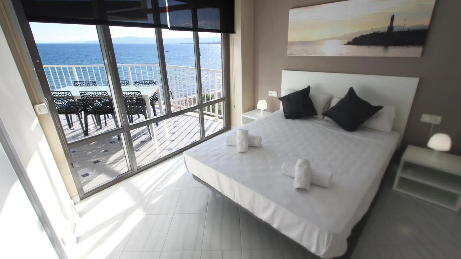 For A Stay Bello Horizonte Салоу